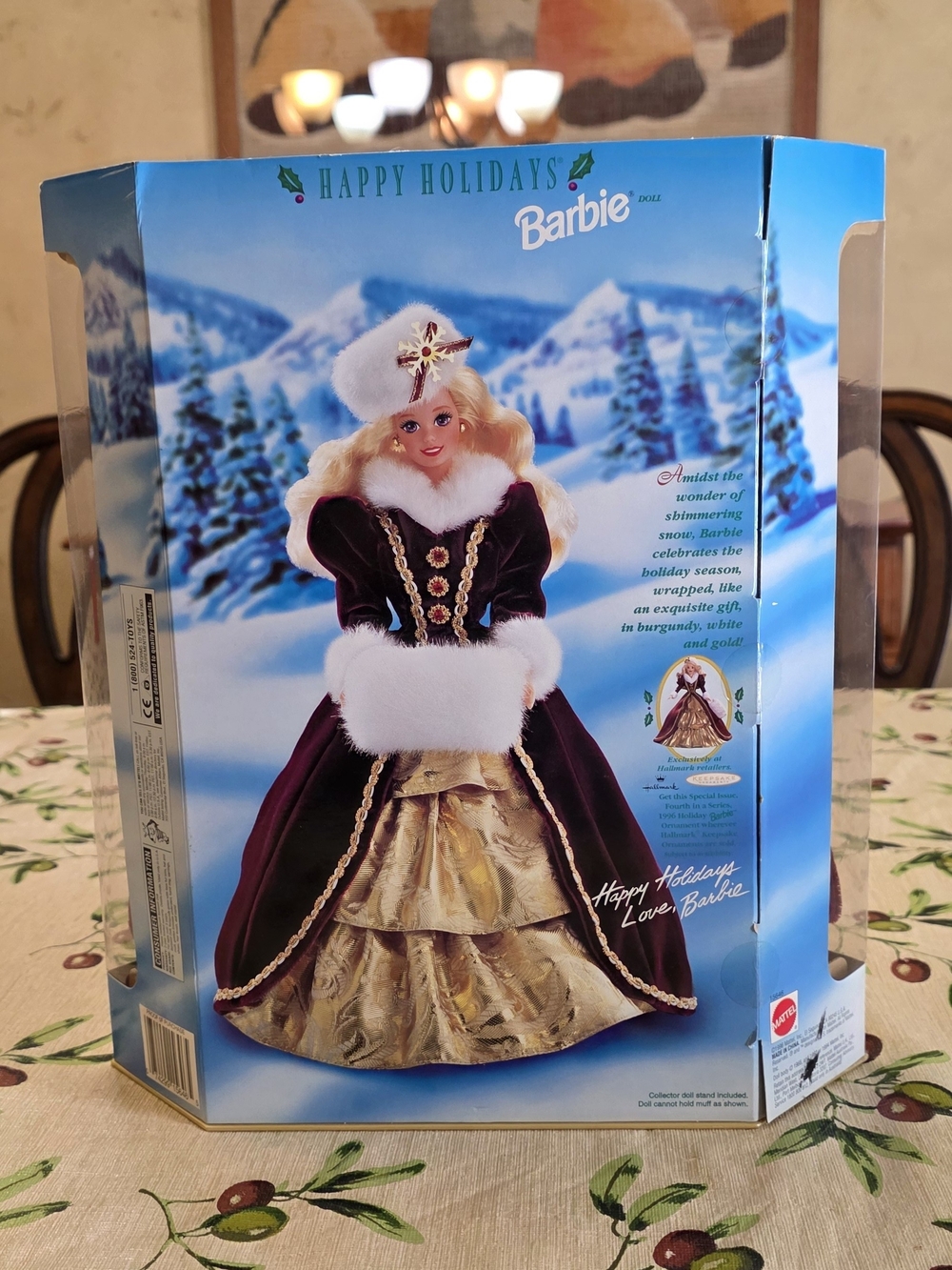1996 Happy Holidays Barbie Purple Eye Variant - Picture 5 of 9